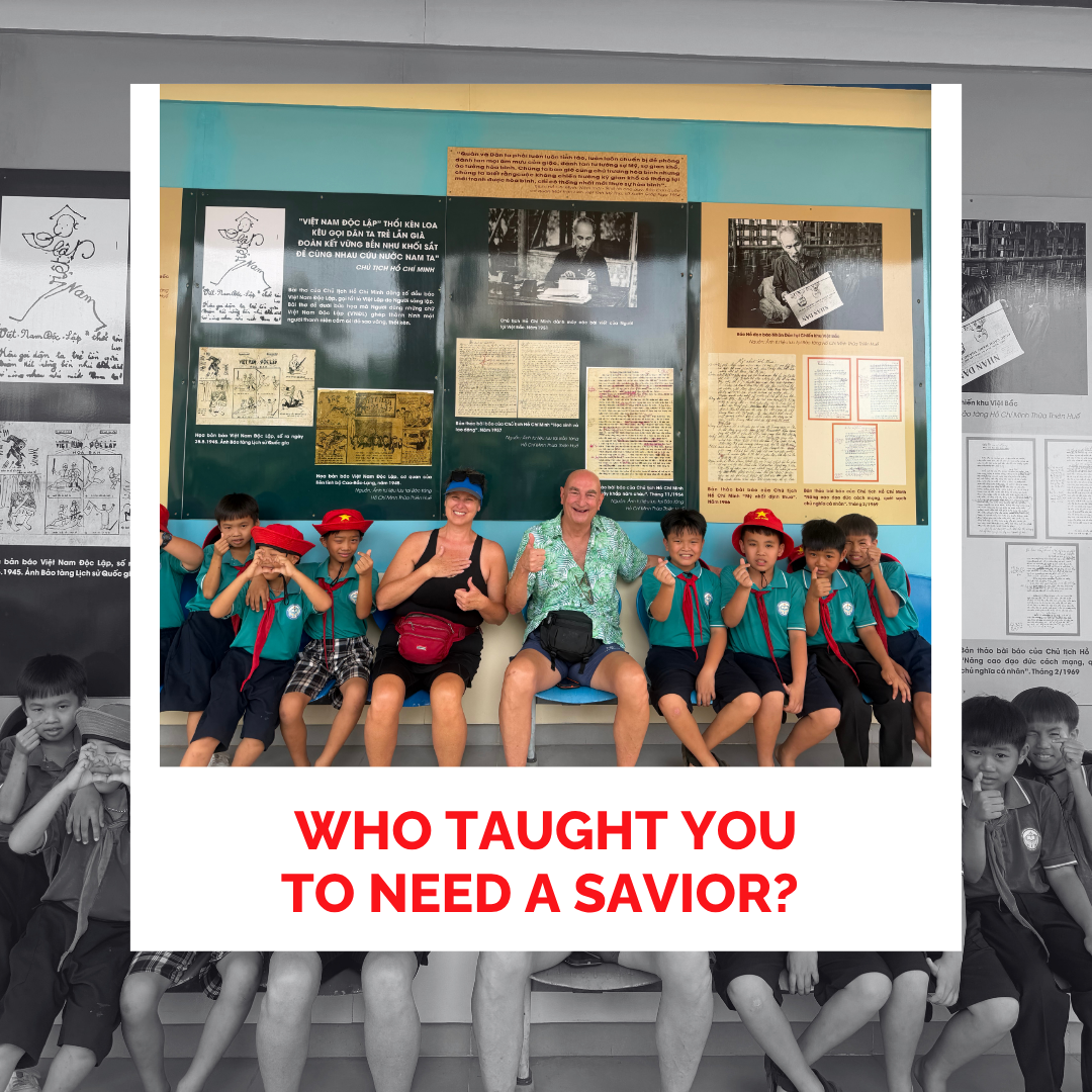 Vietnamese resistance history, education, museum display, cultural heritage, learning.